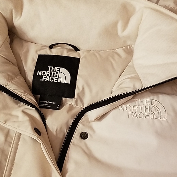 The North Face White Winter Jacket - Picture 2 of 8